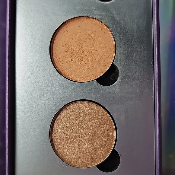 Colourpop Blow Me Away Pressed Powder Palette LE - Picture 7 of 8